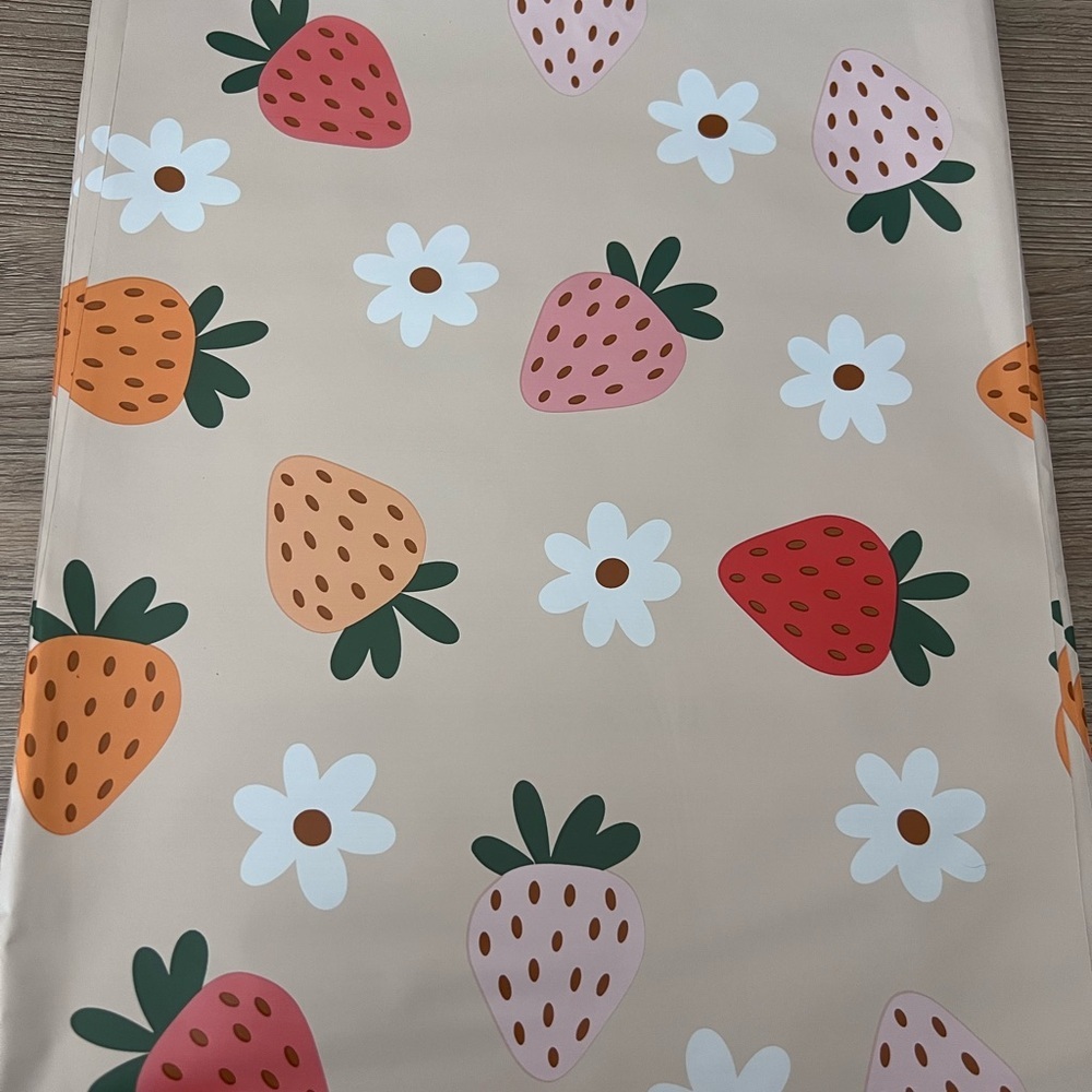50PC Strawberry Shipping Supply Bundle–25 10x13 Poly Mailers + 25Thank You Cards - Picture 2 of 7
